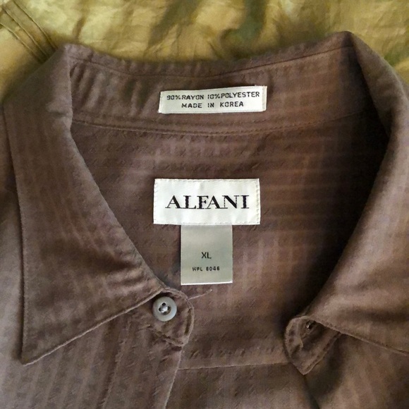 Alfani XL Extra Soft Brown XL Men’s shirt Like New - Picture 2 of 4